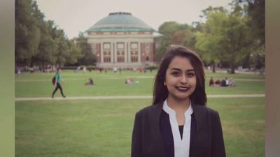 'People don't just show up at an ICE facility': Major row over Sunny Naqvi's 'detention' in Chicago, woman called 'lying fraud'