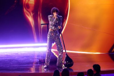 Pop star slams London venue as ‘most poorly managed’ after fan faints