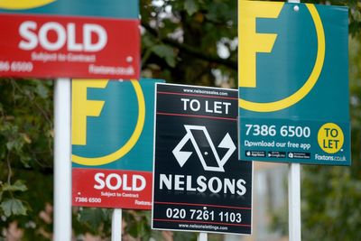 Iran war hits UK housing market with sales and enquiries both down