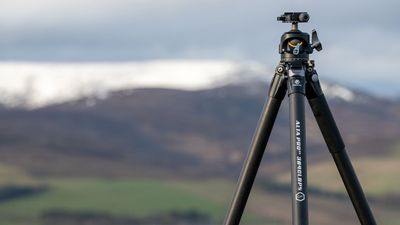 Vanguard launches its first tripod without an integrated center column