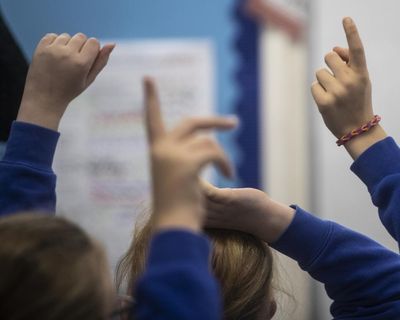 Families given a week to decide whether to leave UK voluntarily plead for more time