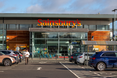 Boost for supermarket workers with £25 million share scheme bonus