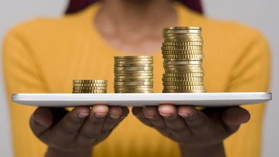 4 Financial Habits That Look Boring — but Build Real Wealth