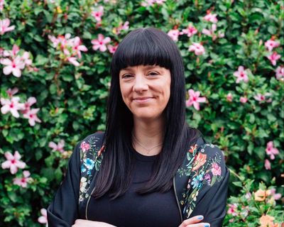 In Bloom by Liz Allan review – an electric debut of grunge and teen spirit