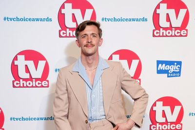 The Traitors star Stephen Libby auctioning clothes