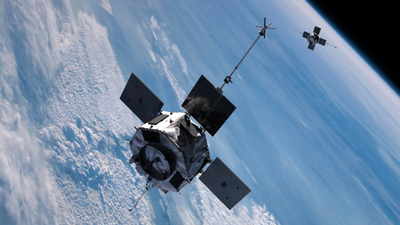 NASA Assures Surviving Parts of Spacecraft Crashing to Earth Pose 'Low Risk' of Hitting People