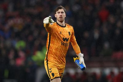 Is Robin Roefs injured? Injury latest on Sunderland goalkeeper ahead of Brighton encounter