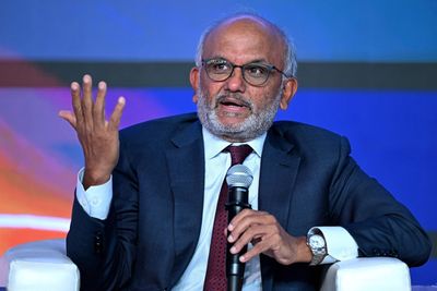 Adobe CEO Shantanu Narayen is stepping down after 18 years—as pressure on the company mounts to deliver on AI