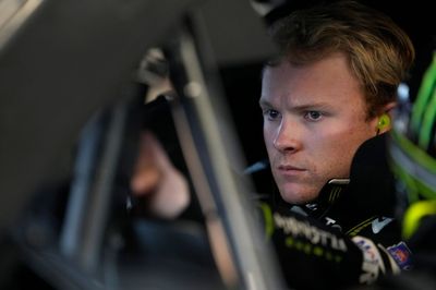 Ty Gibbs uninjured in airborne sprint car crash, flipping into the fence