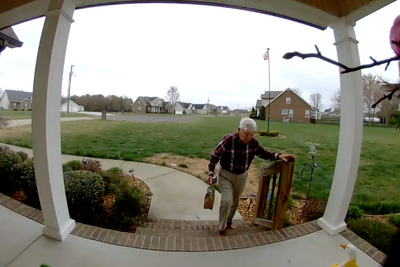 A Tennessee woman spotted an elderly man working as a DoorDash driver. Her efforts to help him retire have already raised $510K