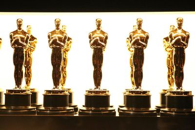 What time does the 2026 Oscars ceremony begin?