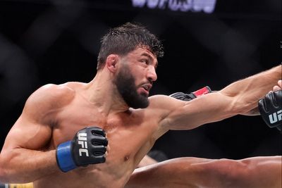 Arman Tsarukyan claims UFC ‘gave me a date for my next fight’ amid frosty saga
