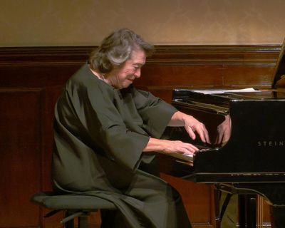 Elisabeth Leonskaja review – piano legend’s unerring sense of architecture reveals connections and kinships