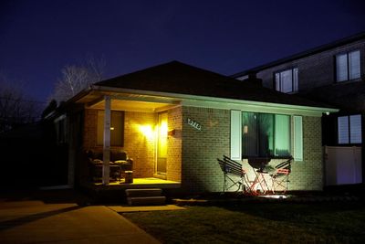 Suspect in Michigan synagogue attack had lost family in Israeli strike on Lebanon