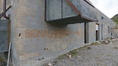 In a single night, Iraq sees two major attacks—a French soldier killed and an Italian NATO base hit