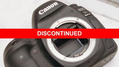 "Officially discontinued" – another beloved pro DSLR camera that was a game-changer for many photographers ceases production 😥