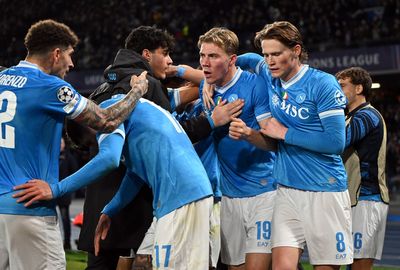 Manchester United set for transfer windfall as Napoli chief plots pair of deals