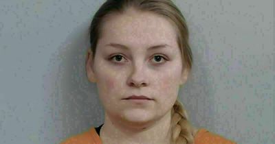 Cheerleader Laken Snelling’s Snapchat History Uncovers Details About Her Newborn’s Passing