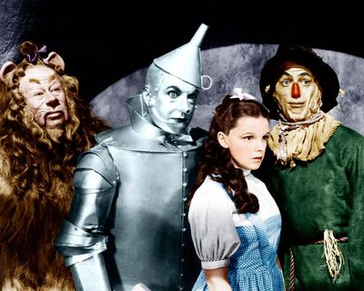 What links The Wonderful Wizard of Oz and Moonfleet? The Saturday quiz