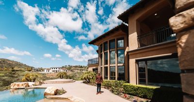 The ultrawealthy don't house hunt anymore. They subscribe