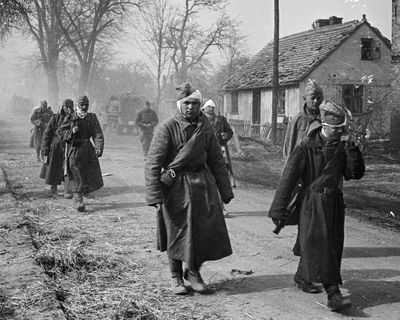 ‘Negatives are photographic truths’: the collector who fled Russia with a haul of second world war images