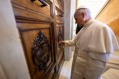 Pope Leo moves into palace apartment famously snubbed by Pope Francis