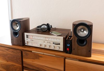 Vintage Stereos: How I Get That 1970s Look and Sound With 2026 Connectivity