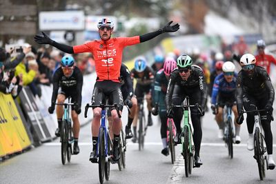 Dorian Godon delivers Ineos Grenadiers' second stage win of Paris-Nice