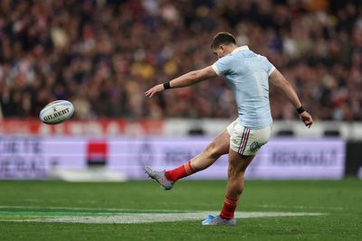 Six Nations heartbreak for England as last-minute penalty gives France dramatic win