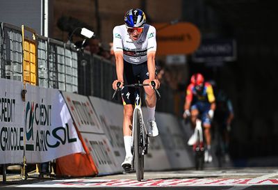 'I just want to finish on the podium on Sunday' - Local hero Giulio Pellizzari fights the pain and Matteo Jorgenson for second overall at Tirreno-Adriatico