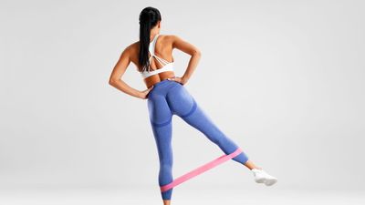 I'm a personal trainer: These 5 'slow' moves are better than 100 lunges for building strong glutes