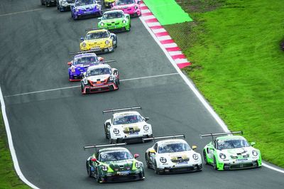 Violent crash in China F1 support race: driver undergoes surgery, race abandoned