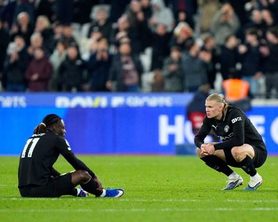 Nerves were meant to afflict Arsenal, but Manchester City lack that energy