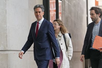 Ed Miliband hints at fuel duty hike U-turn in response to Middle East crisis