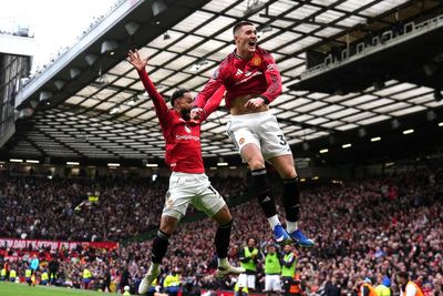 Manchester United vs Aston Villa LIVE: Record-breaking Fernandes inspires hosts to crucial Premier League win