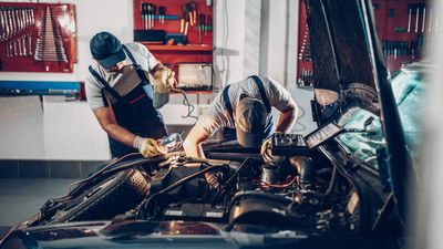 I’m a Mechanic: How You Can Tell If a Mechanic Is Overcharging You
