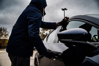 The Southern California Surge: Why Car Thefts Are Now “Silent” Relay Attacks