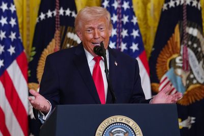 Trump to announce coalition to lead ships through Strait of Hormuz amid Iran War