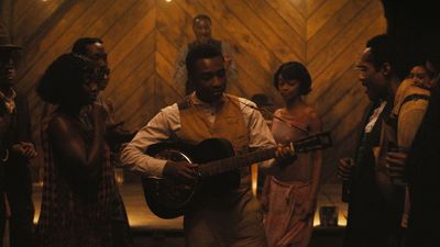 Sinners' Oscars Performance Featured A+ Cameos From The Cast (And Some Vampire Fangs)