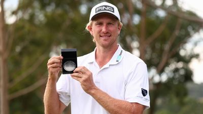Golfer Smyth's home tour move earns world stage