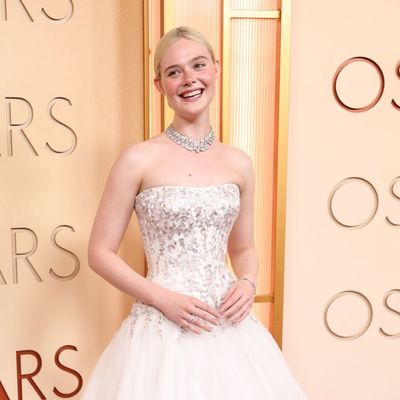 Elle Fanning’s Ethereal Glam Is Already One of the Best to Grace the 2026 Oscars Red Carpet