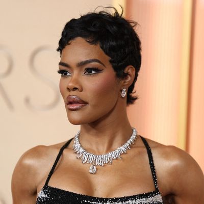The Best Glam Oscar Belongs to Teyana Taylor and Her Pixie Cut