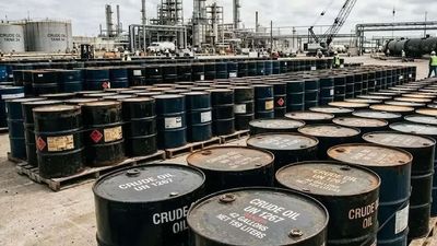 Global oil hits $105 per barrel: Could UAE petrol prices jump to Dh3.80–Dh4 per litre in April?