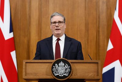 Starmer announces heating oil support as he rejects Trump’s Hormuz demands