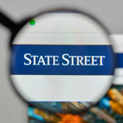 State Street Corporation Stock: Is STT Outperforming the Financial Sector?