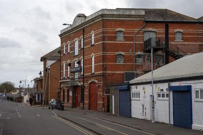 Nightclub customers urged to ‘come forward’ for treatment after meningitis outbreak