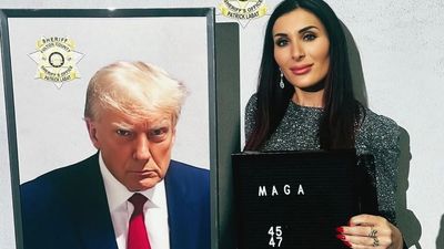 ‘I would argue she deserved it’: ‘Racist’ Trump stooge Laura Loomer gets shown her place by a journalist during foreign trip