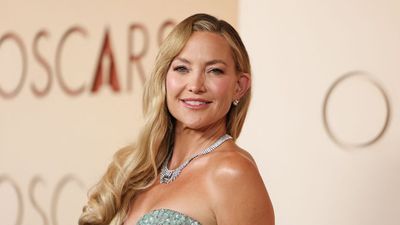 We nominate Kate Hudson's radiantly rosy Oscars makeup for your next occasion look