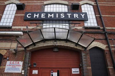 Owner of venue linked to meningitis outbreak speaks out as clubbers urged to get treatment