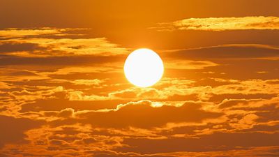 'Super El Niño' could push global temperatures to unprecedented highs, forecasters say